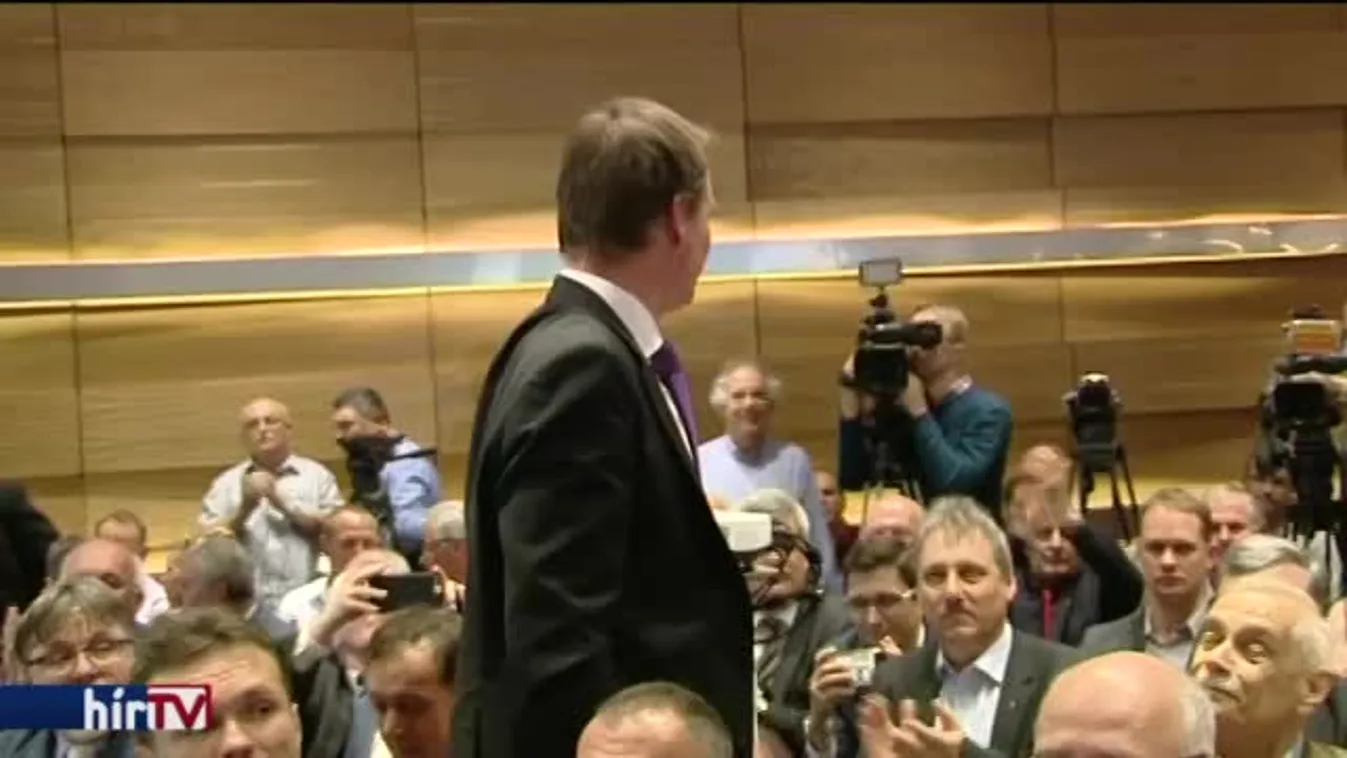 Newsroom - Tisztújítás