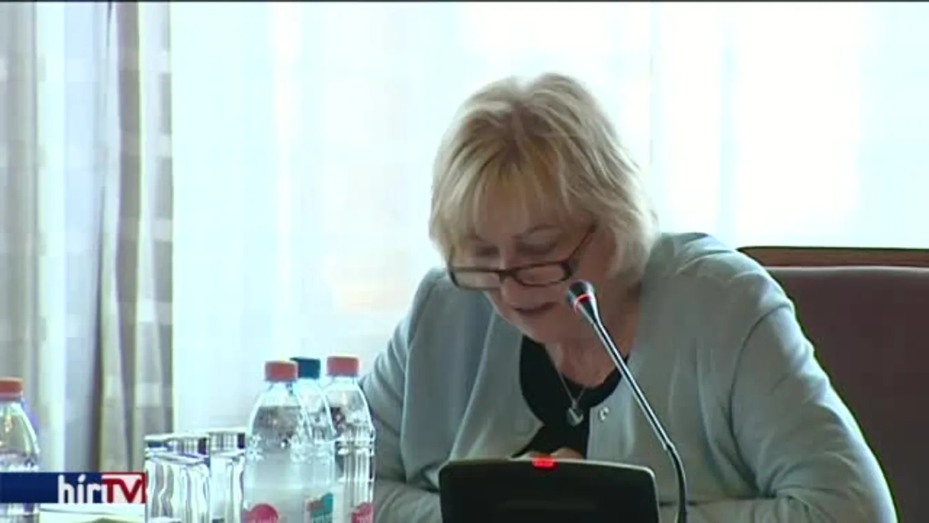 Módosítaná a jövő évi büdzsét az LMP