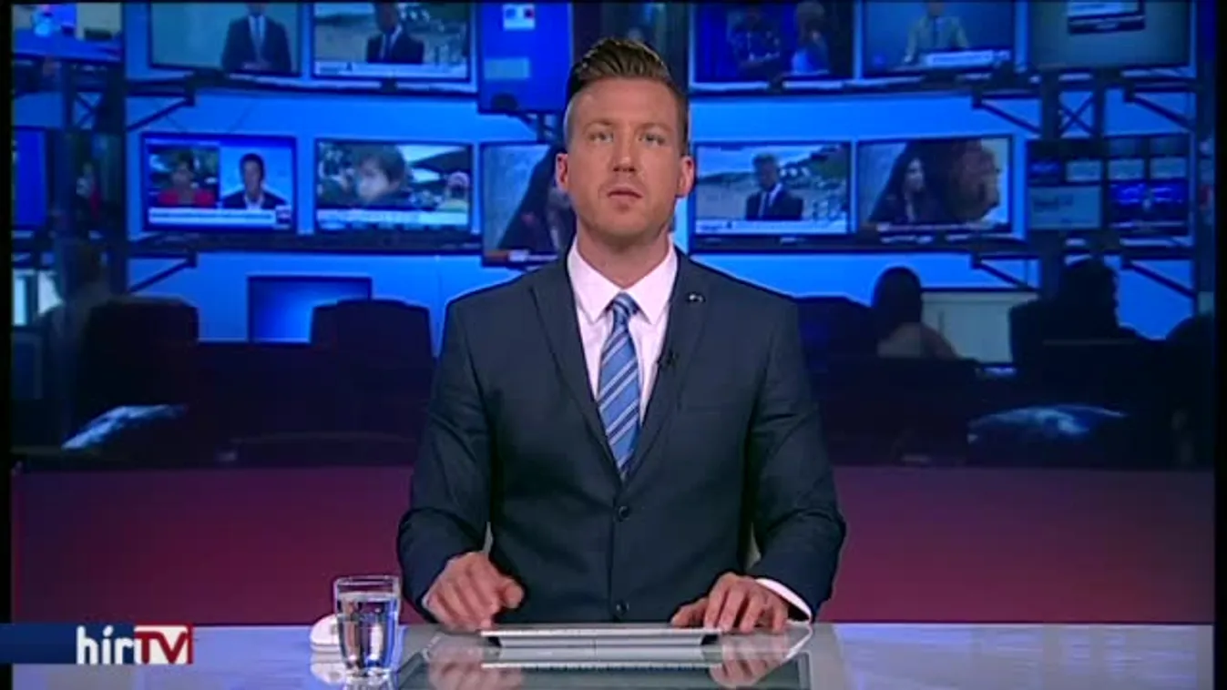 Tombor Andrásé a Mandiner, ketten távoztak