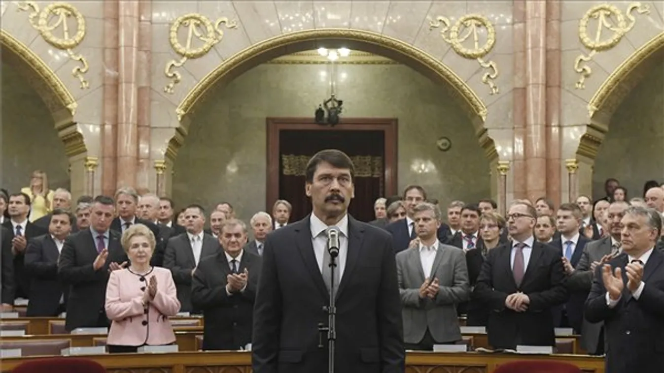 Aláírta – Lapzárta