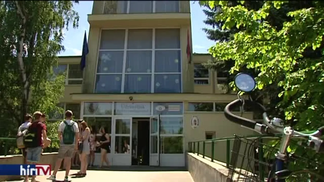 Szóbeli közben kapcsolták ki a túlfizető iskolában az áramot