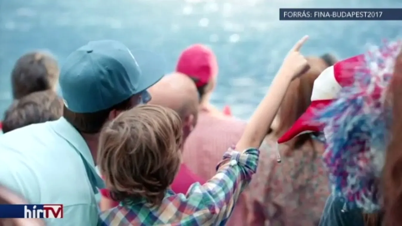 Szijjártó barátja gazdagodott a reklámpénzeken