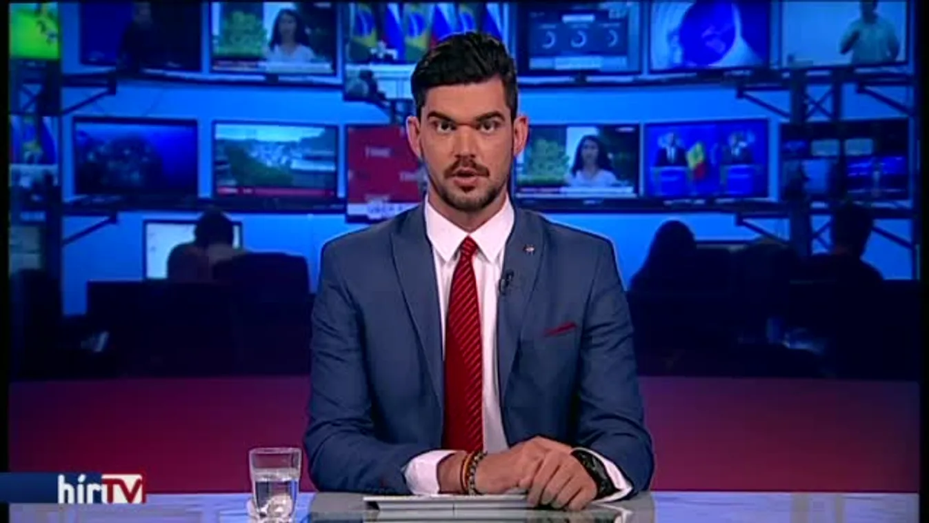 Titkos ajtó mögött rejtegették Hitler nagyítóját