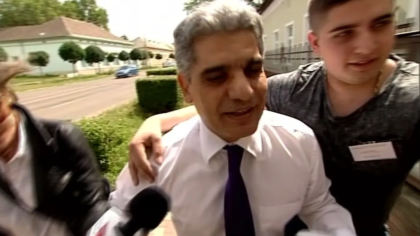 Stikában választották újra Farkas Flóriánt