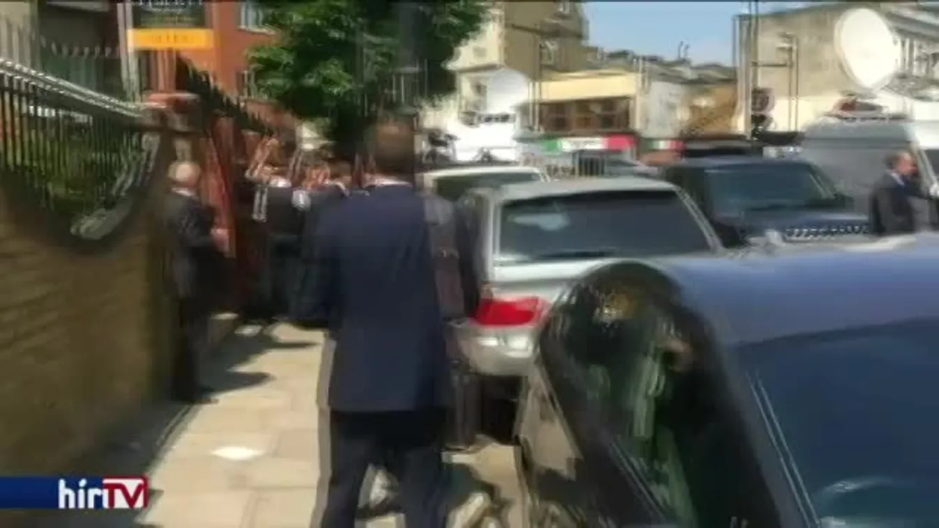 Józanul is, részegen is a muszlimokat szidta