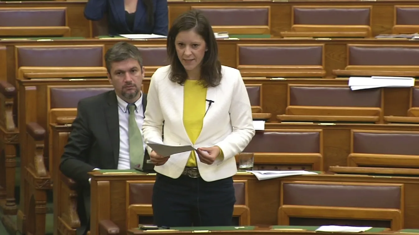 „Durván alaptörvény-ellenes a javaslat”