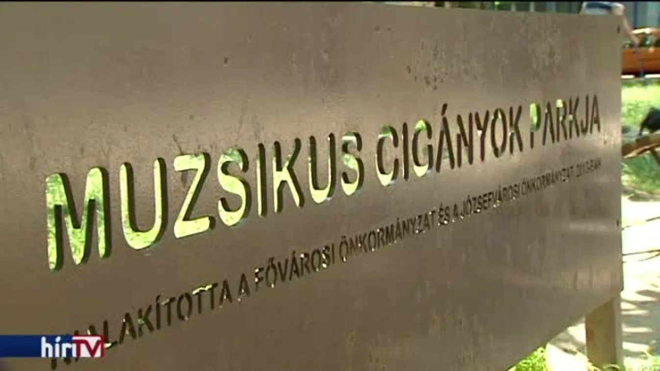 „Nem bírta a romák sikereit a köztévé, ezért rúghatta ki Szenthelyi Miklóst”