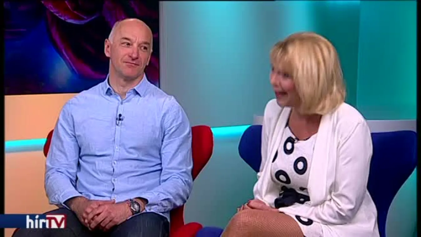 65 éve tele vidámsággal