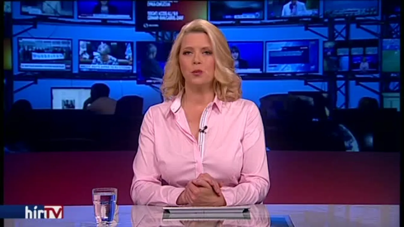 Kávés- és mogyorószacskókban terített egy férfi