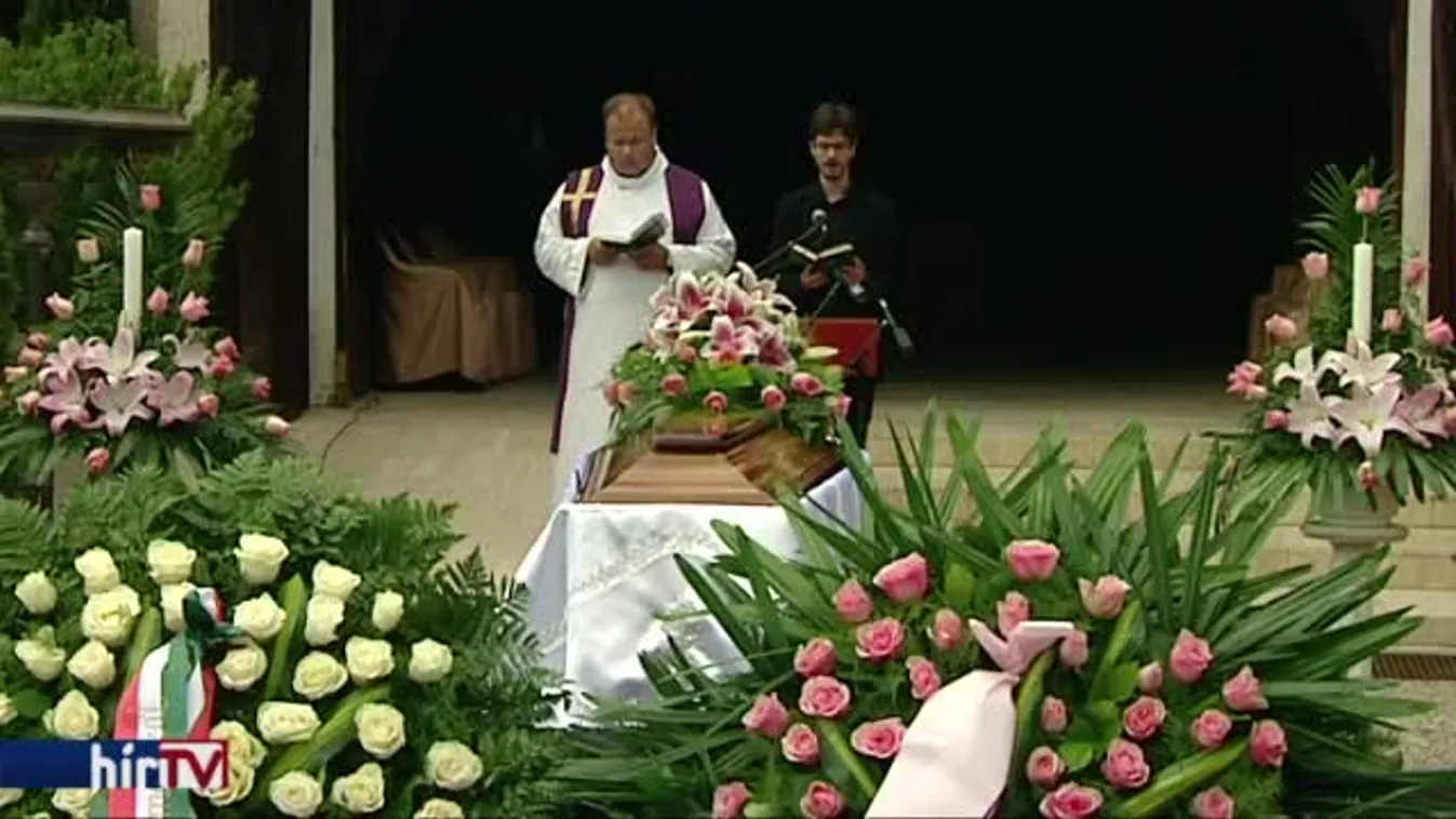 Végső búcsút vettek Schubert Évától