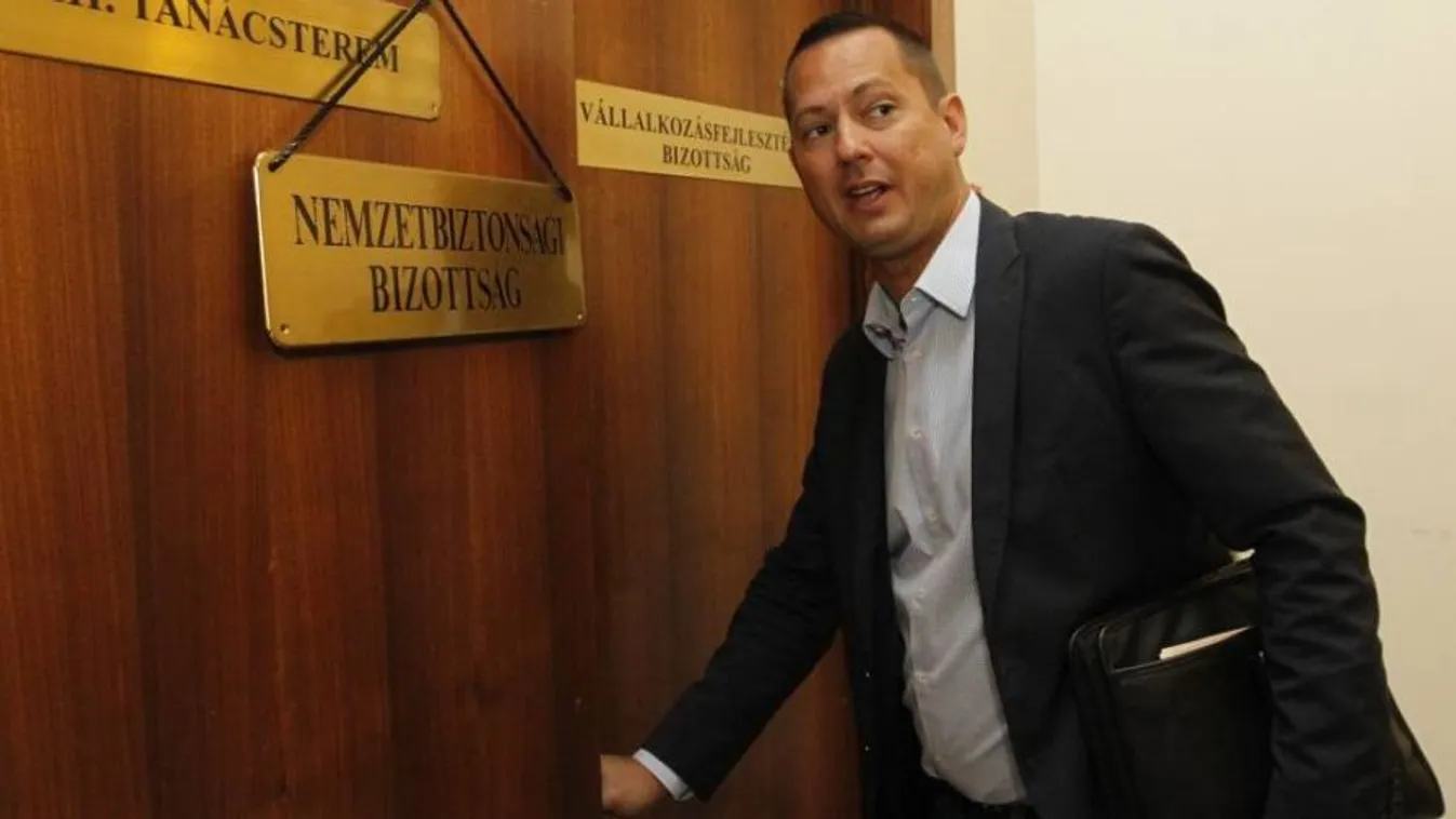 Határozatképtelenség – Newsroom