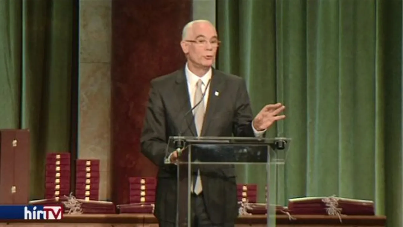 Az álhírekre hívta fel a figyelmet Balog Zoltán