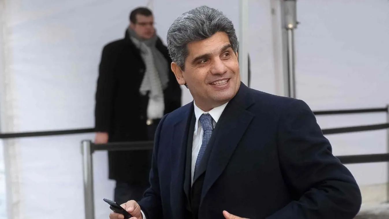 Nem tudni, bejár-e dolgozni Farkas Flórián