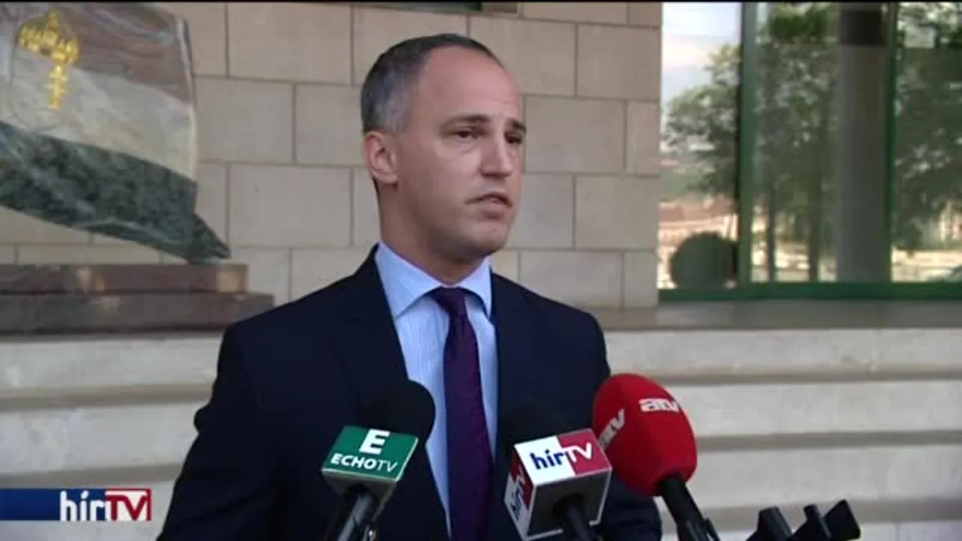 Nőket látna a bankjegyeken férfiak helyett az Együtt