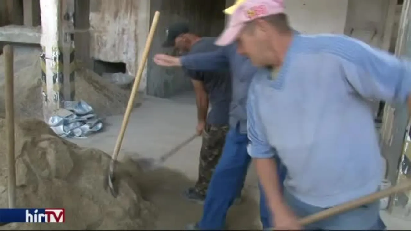 A helyi önkormányzat gyártja dolgozóinak a védőitalt Ózdon