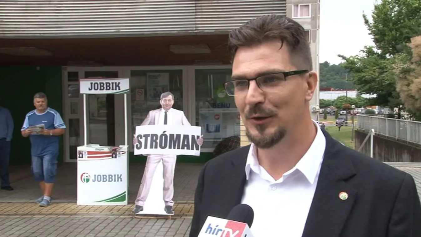 Mészárossal fotózkodtak Ózdon