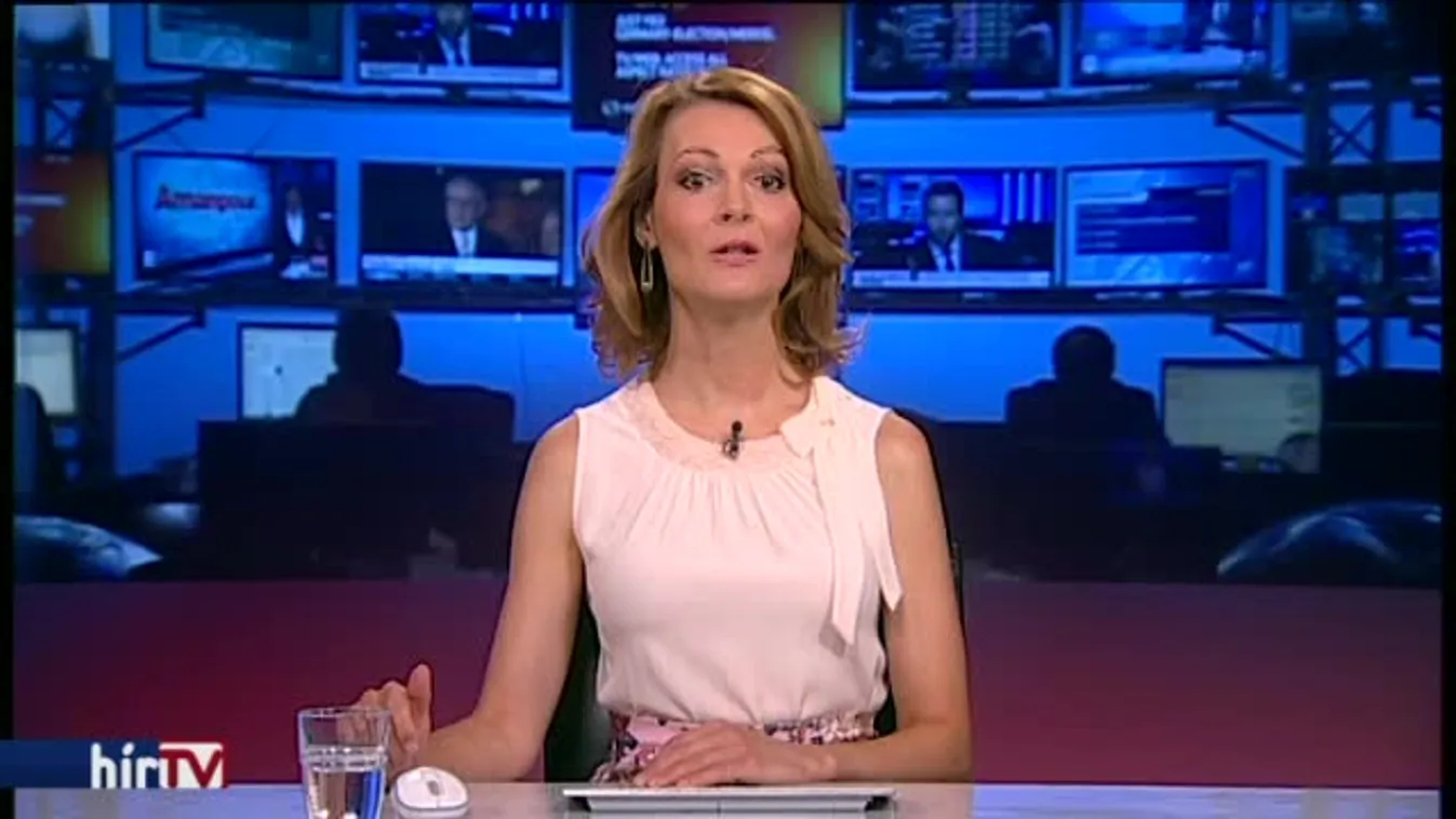 Hatályba lépett a plakáttörvény