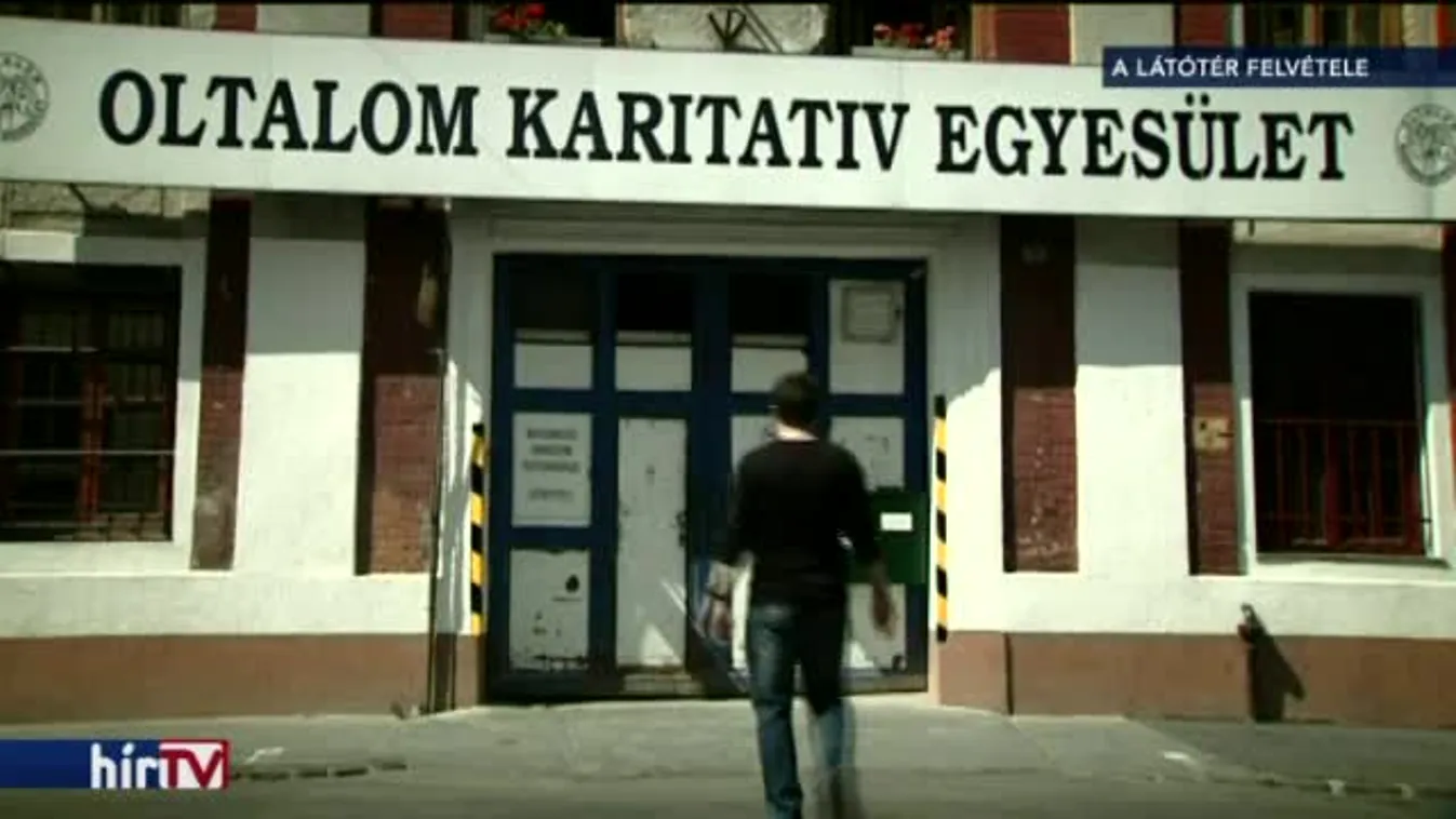 Tovább harcolnak elvesztett egyházi minősítésükért