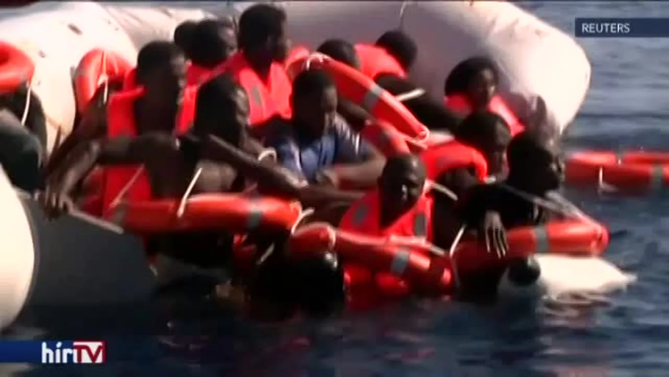 Az olaszoknak tele a hócipőjük a migránsmentéssel