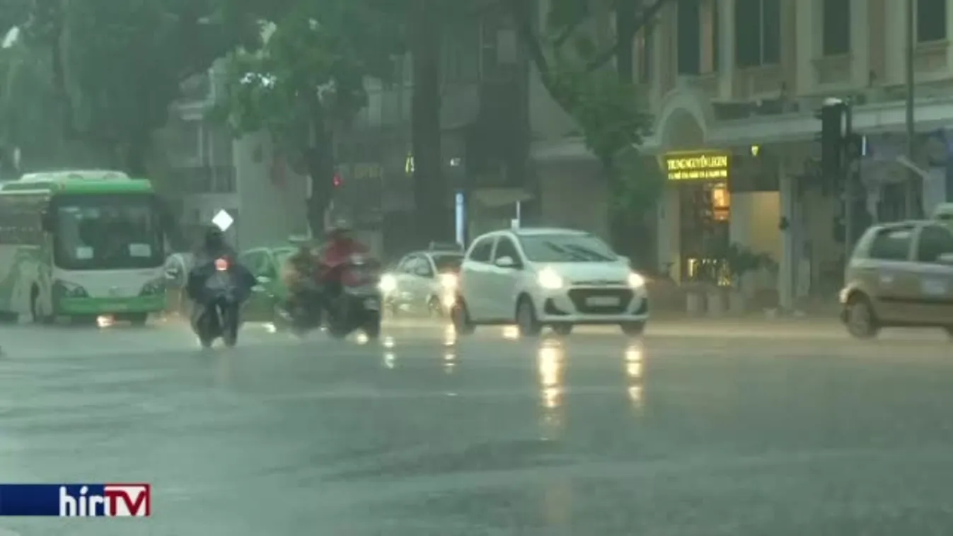 Áradás a vietnami Hanoiban