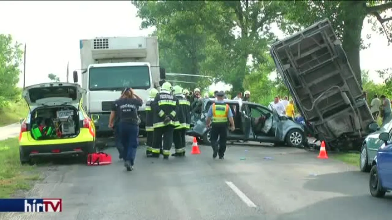 Mentőhelikopter kellett a nagykőrösi balesethez