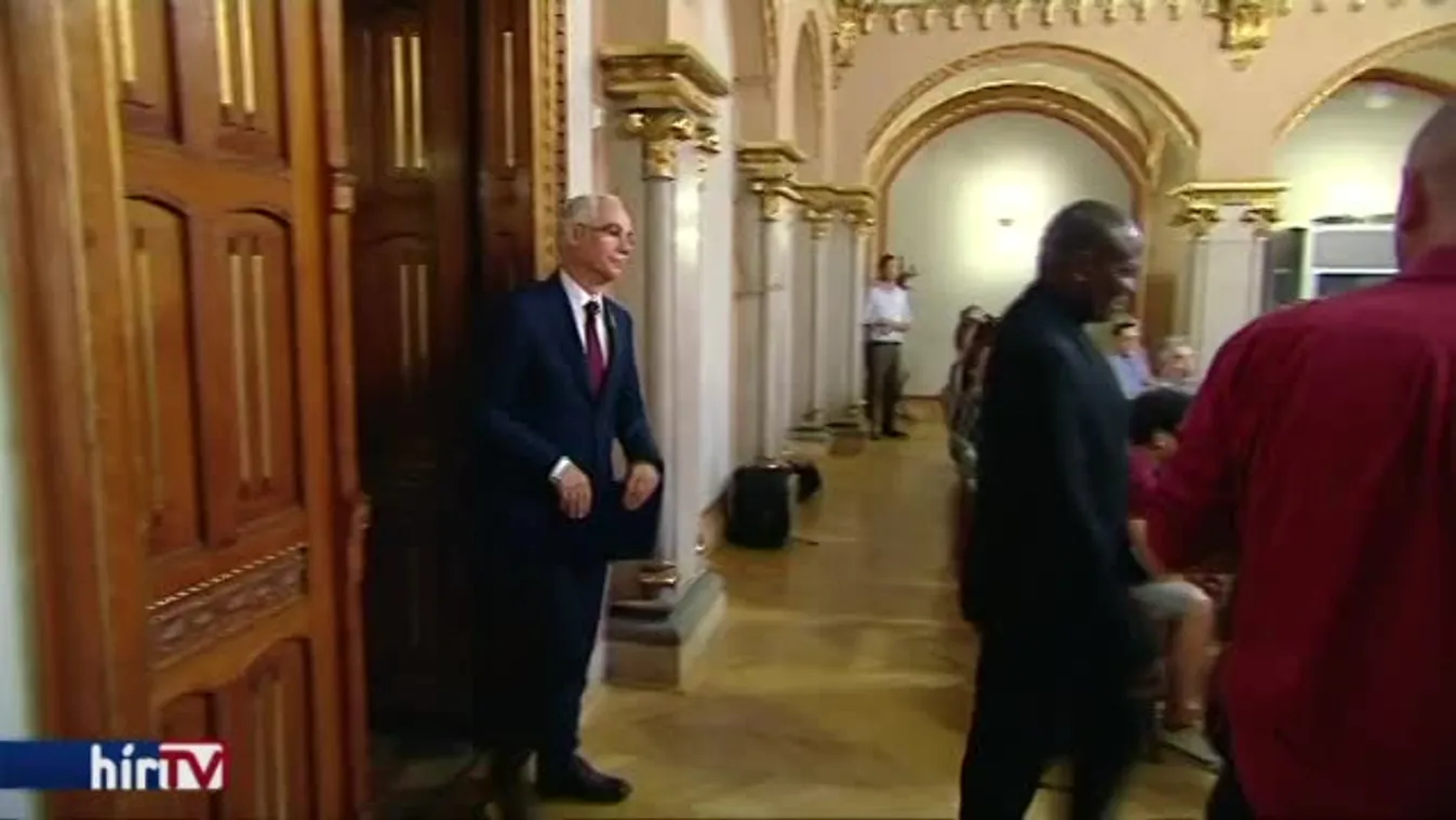 Balog: A hit az egyetlen menedék