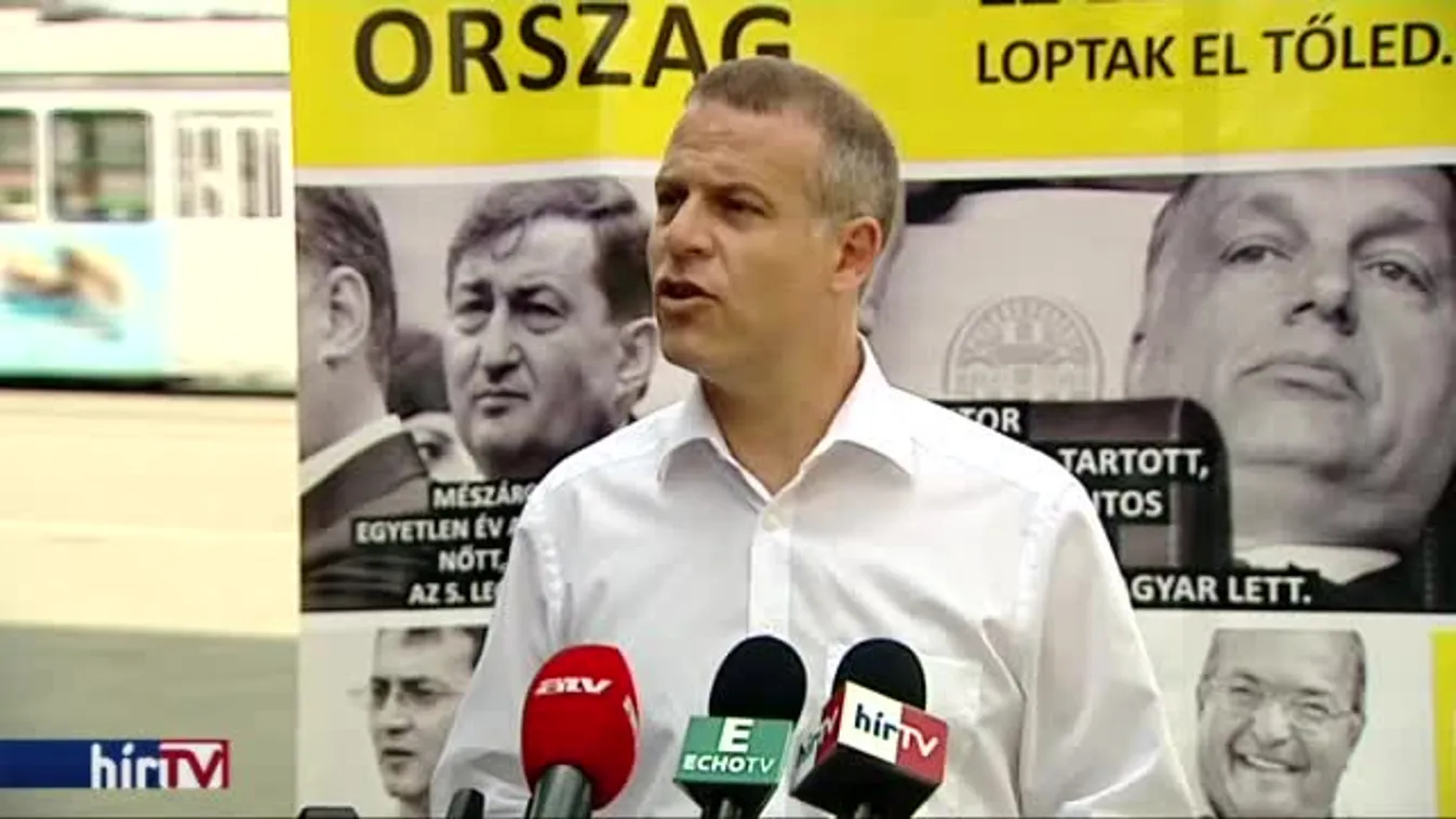 Együtt: Orbánnak több mint 300 milliárdos vagyona van