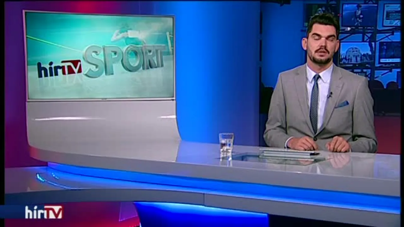 Hamiltoné a pole-pozíció Silverstone-ban