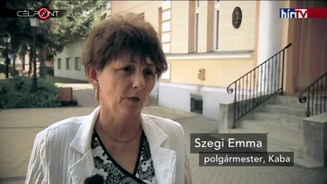 Célpont - Két kézzel szórják a pénzt