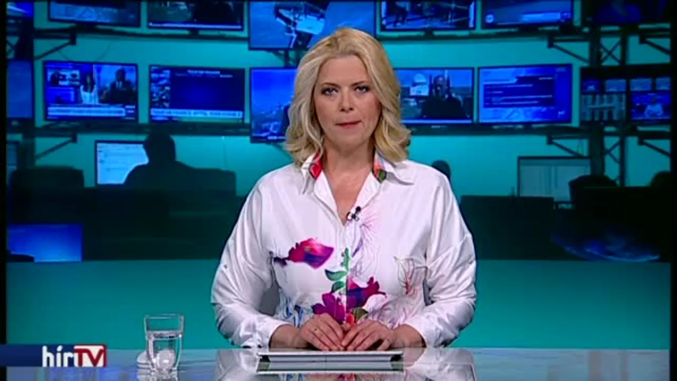 Háborognak az egyetemisták