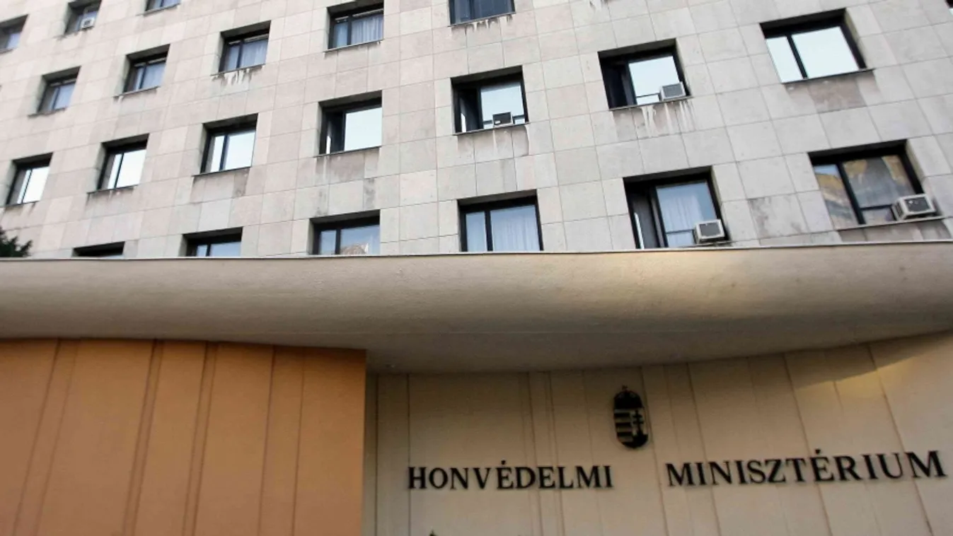 Titkolják költéseiket a tárcák