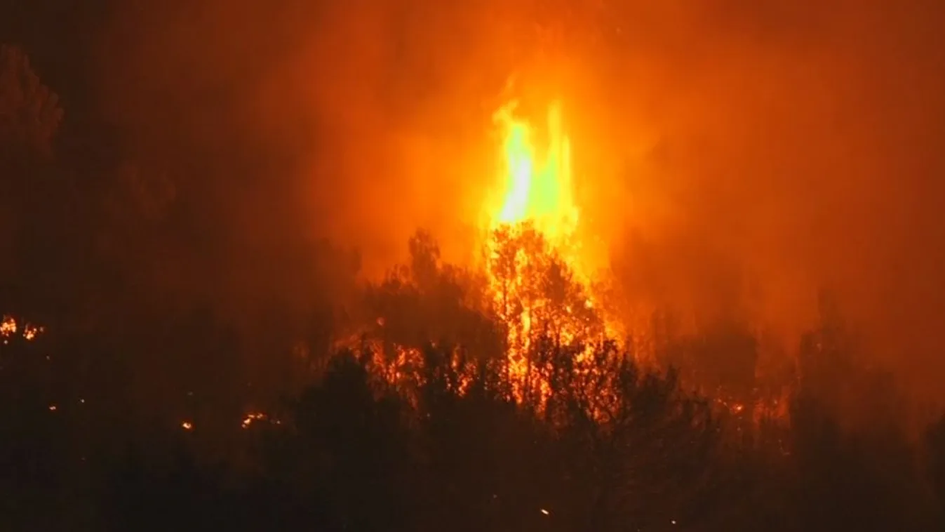 Már Splitnél tombol a horvátországi erdőtűz