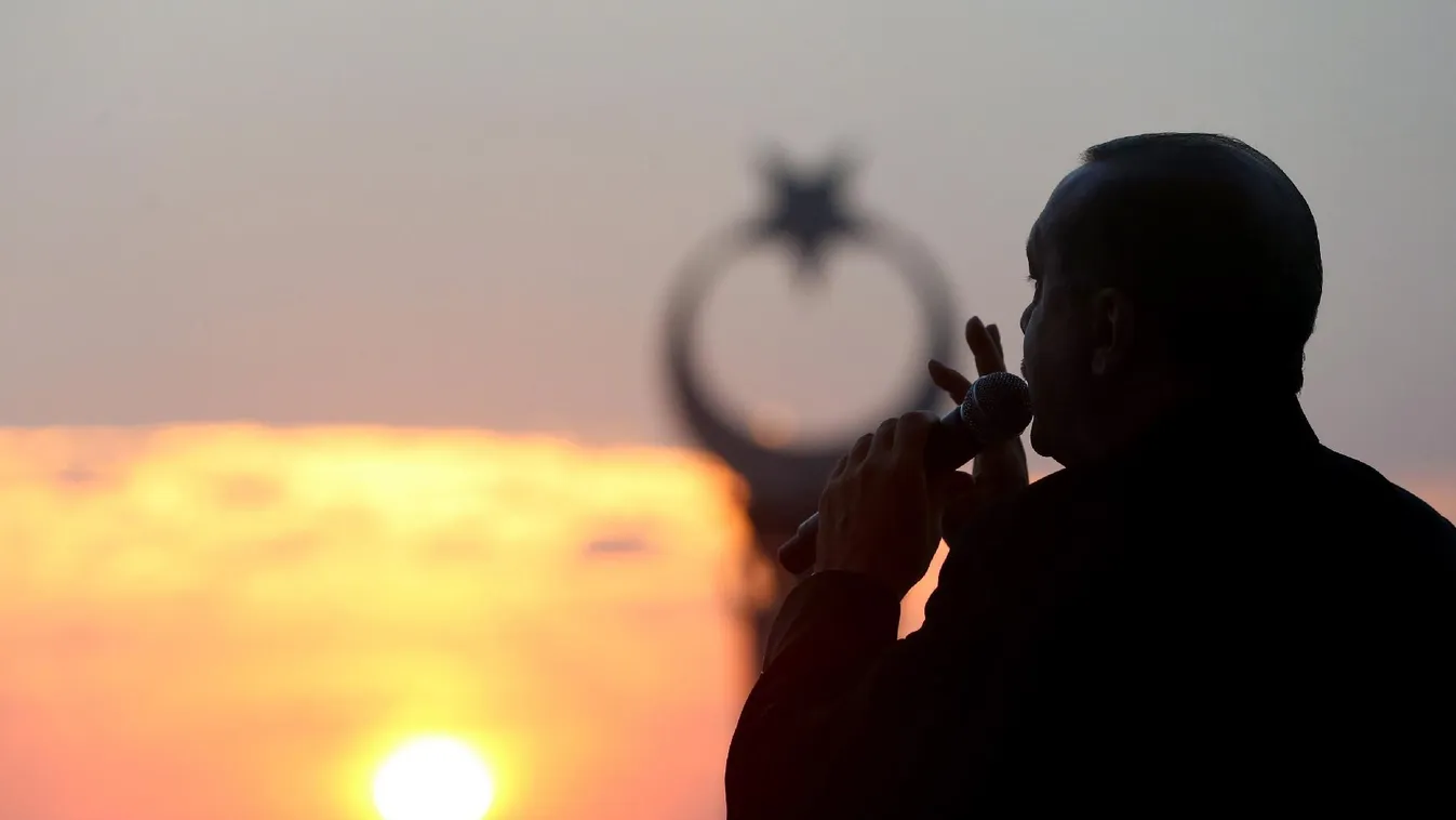 Tépjük le a fejüket