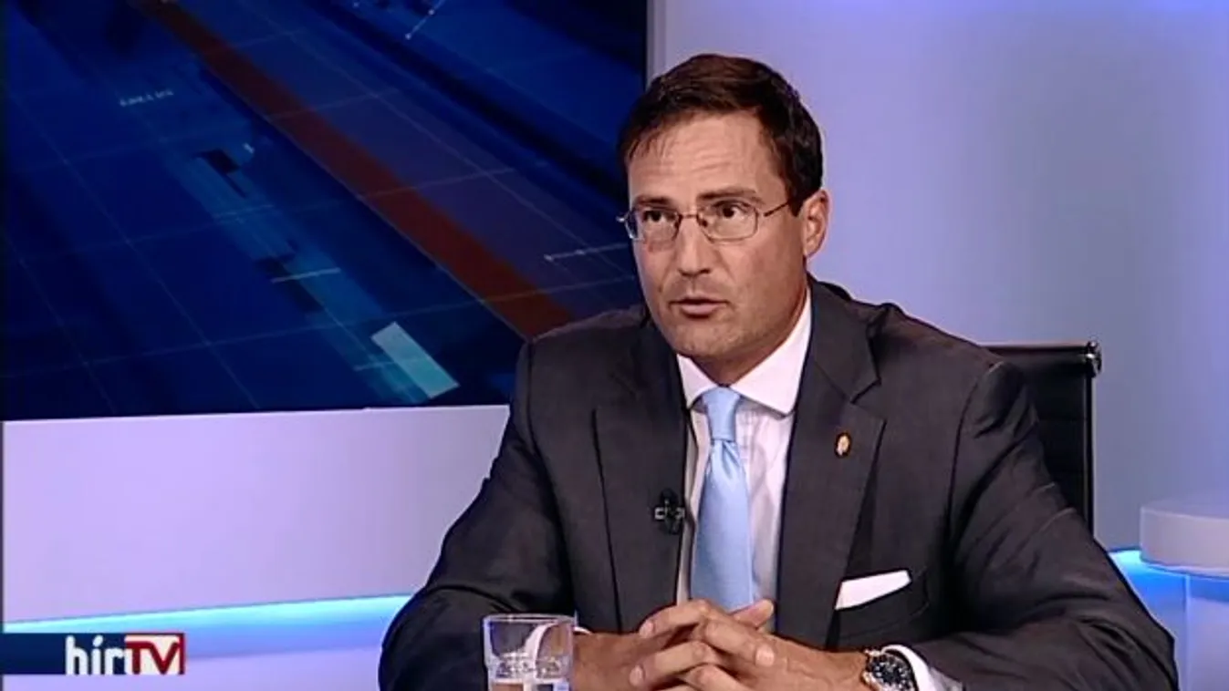 Bérunió: pár nap, és gyűjtik az aláírásokat