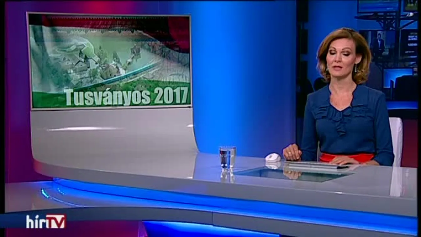 Megregulázta a hajtépő fotóst a külügy