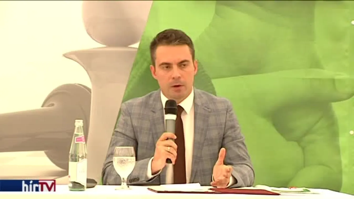 Vona Gábor a Jobbik értelmiségi holdudvarának tartott beszéde – 2. rész
