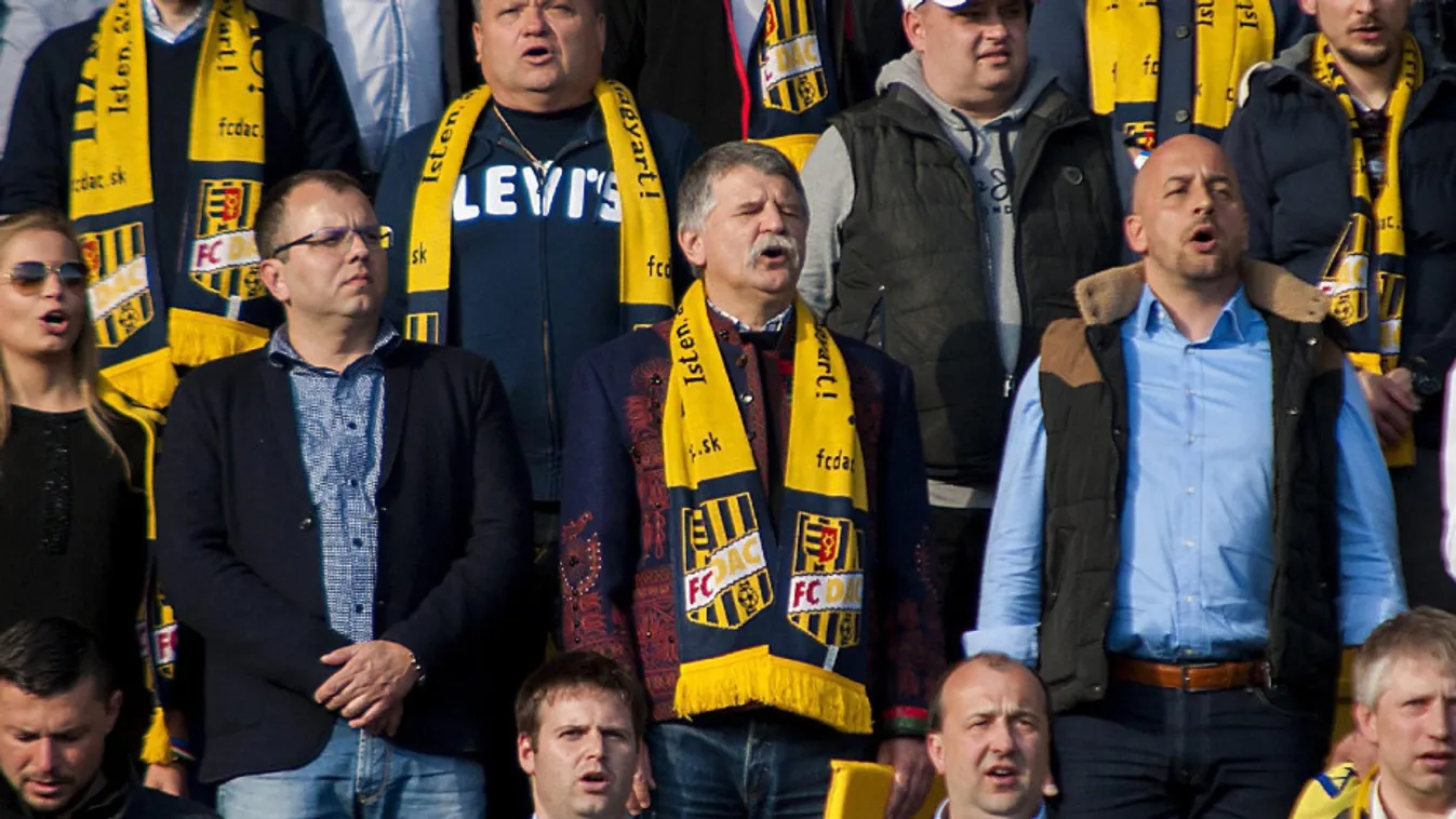 Tízmilliárd a határon túli futballra