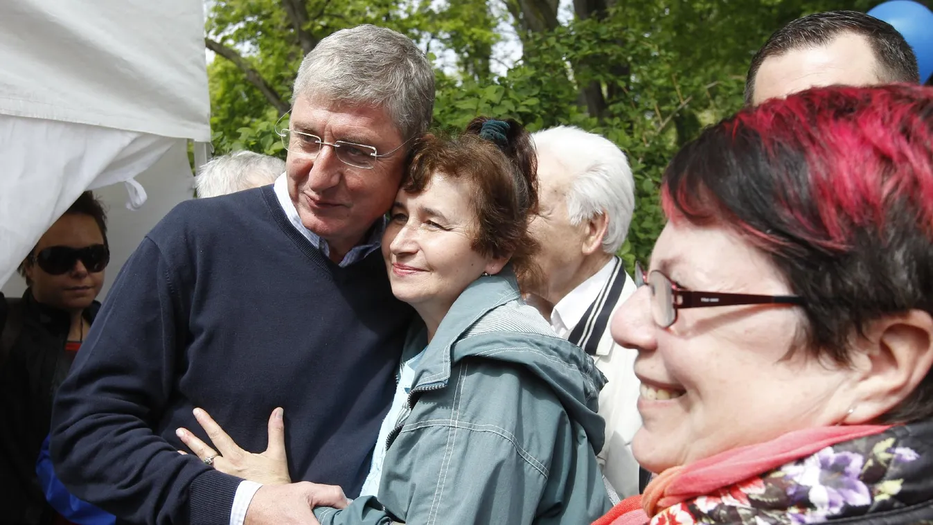 Kormányváltás? Kármentés