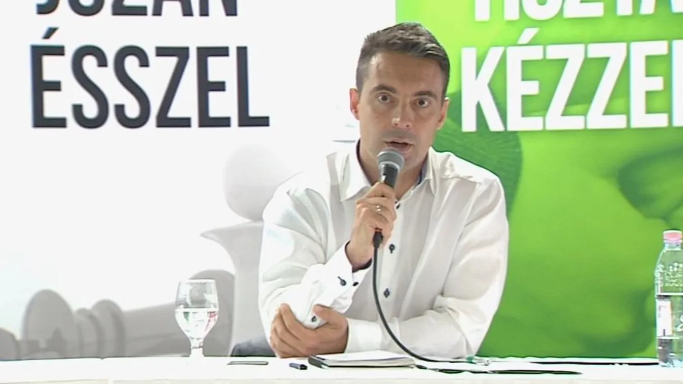 Vona nyilvánosan vitázna Orbánnal