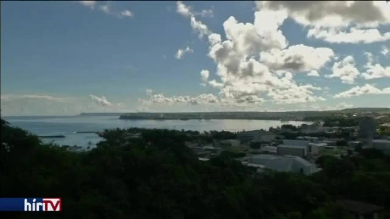 Trump csőre töltve, Merkel békésen oldaná meg a koreai helyzetet