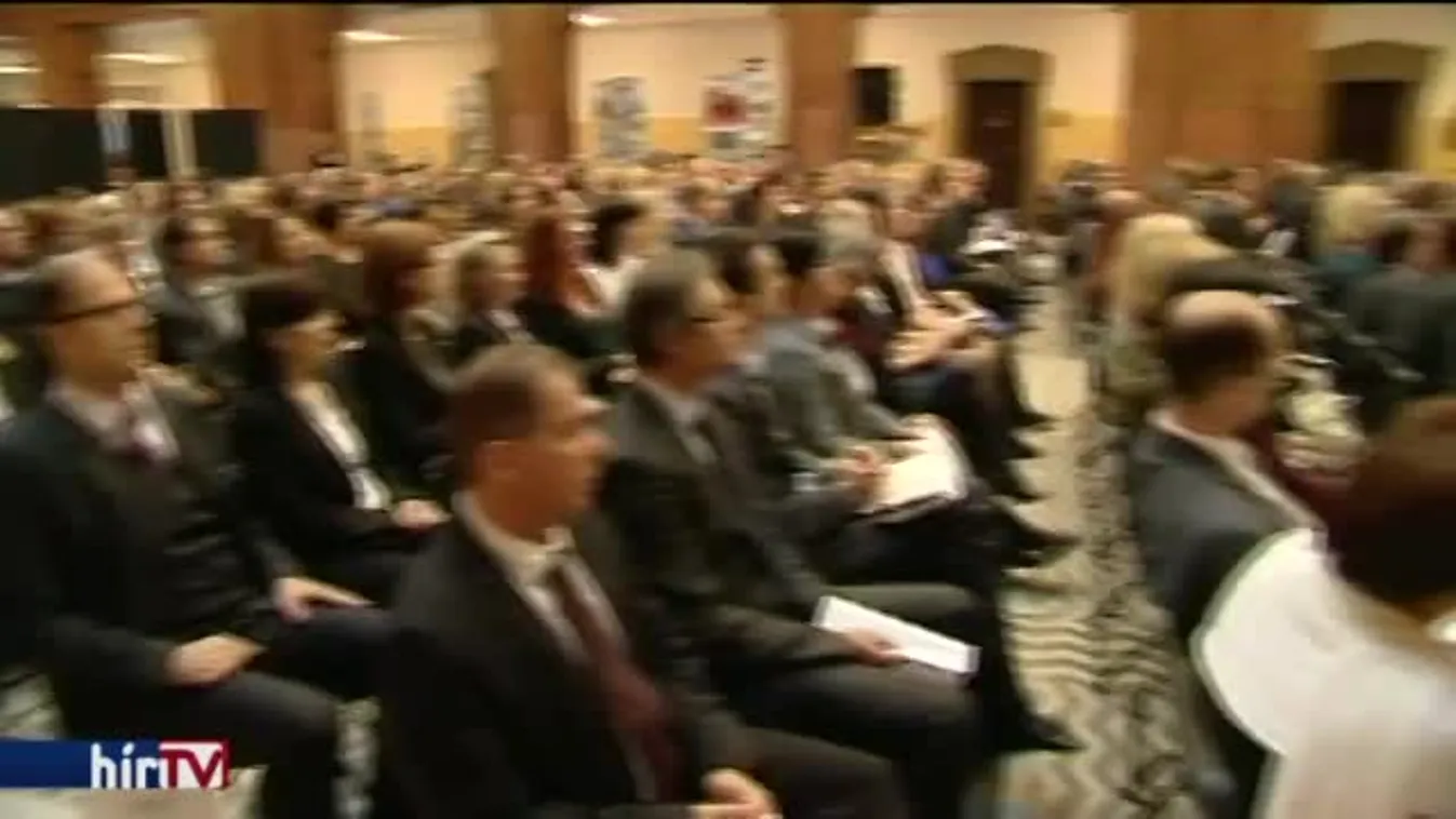 Elérte a bíróságokat a kormánypropaganda