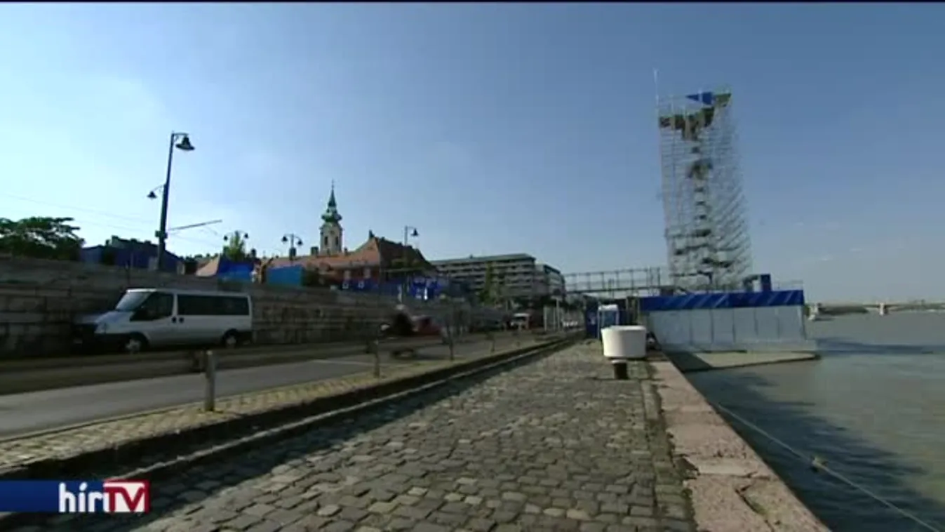 Már bontják is az ugrótornyot