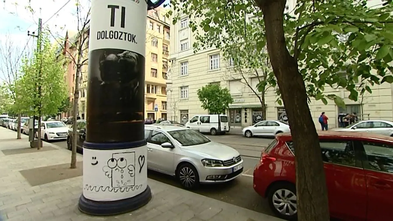 Razziával tüntetnék el a nem tetsző plakátokat