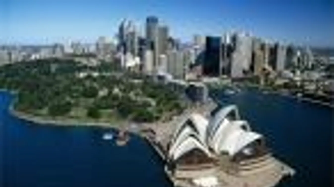 Tömegbe hajtott, baleset volt