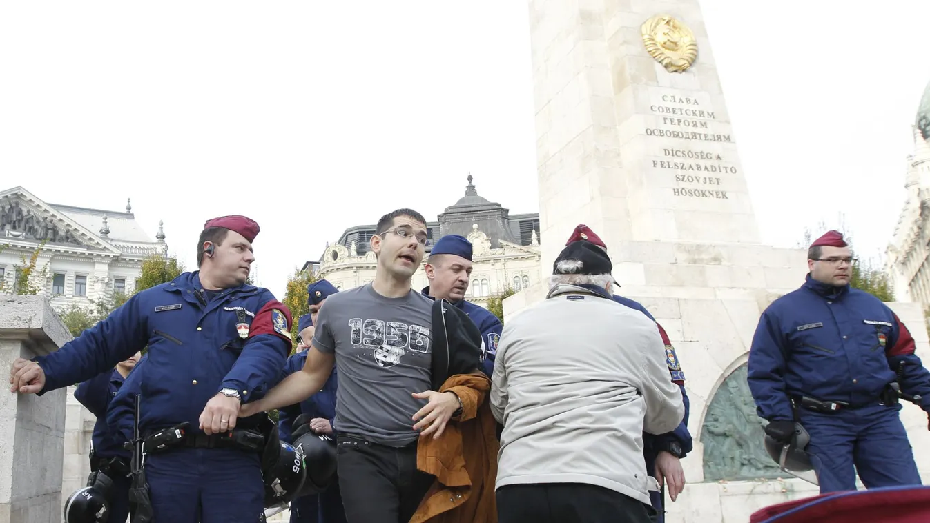 Vádat emeltek Novák Elődék ellen