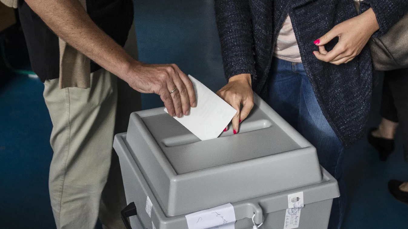 A mandátum szabadsága