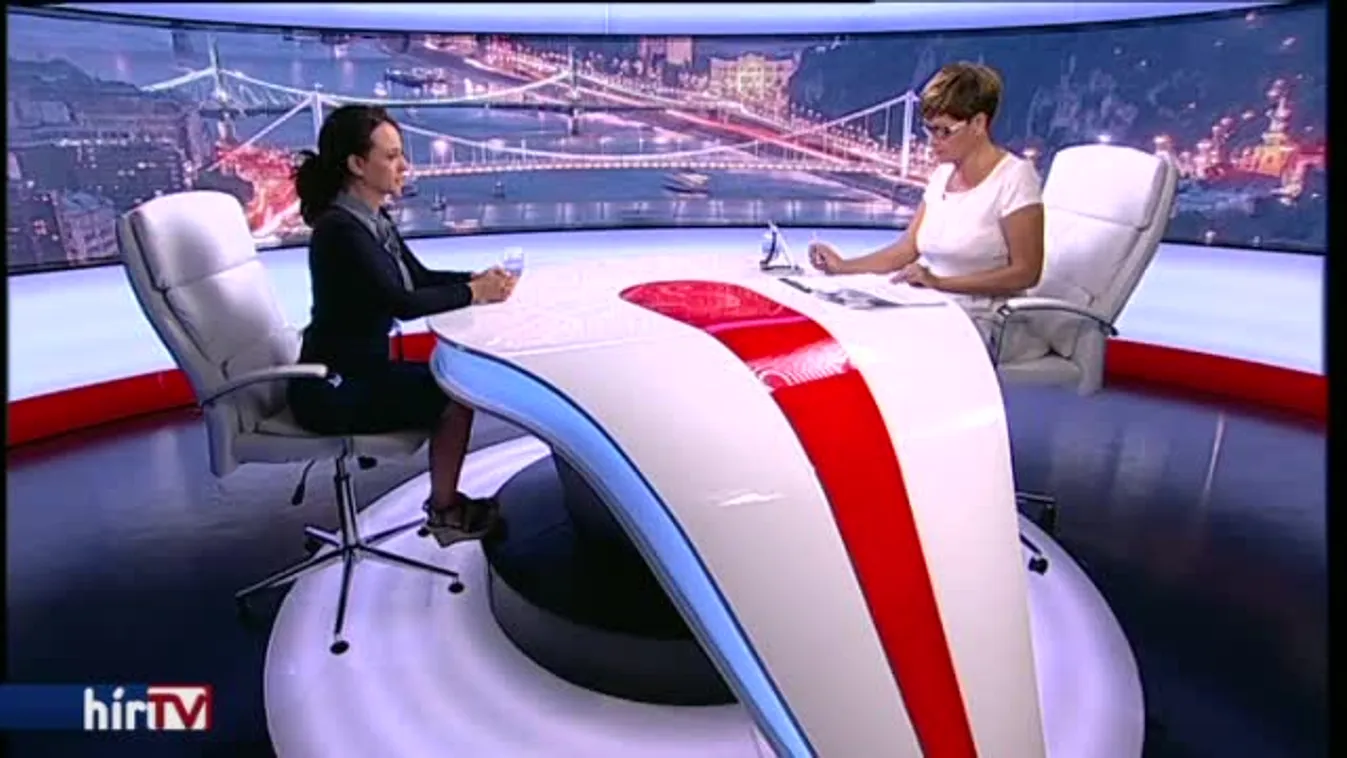 Egyenesen - Invázió