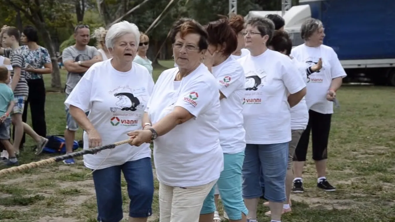 A legjobb anyóst keresték