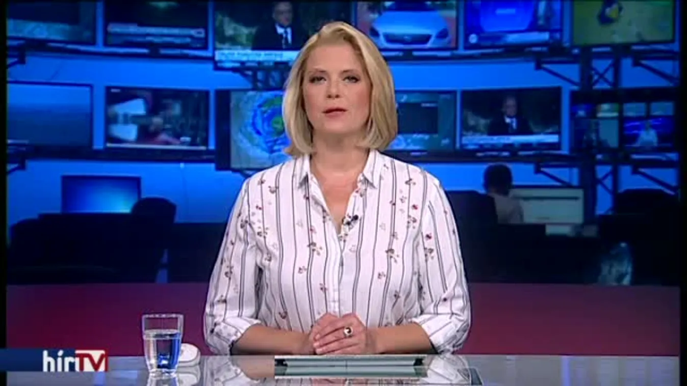 Egy buszt sem gyártottak le határidőre