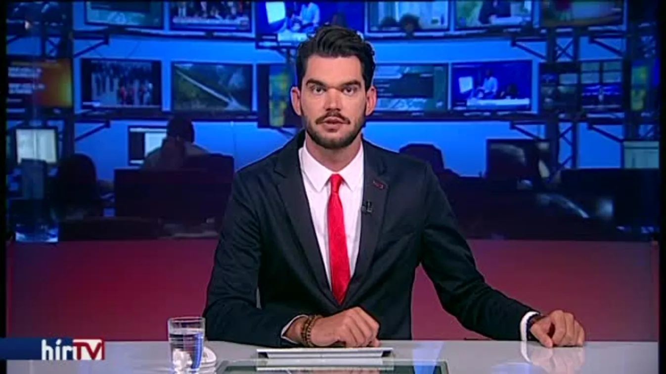 Újra kinyithat az Auróra